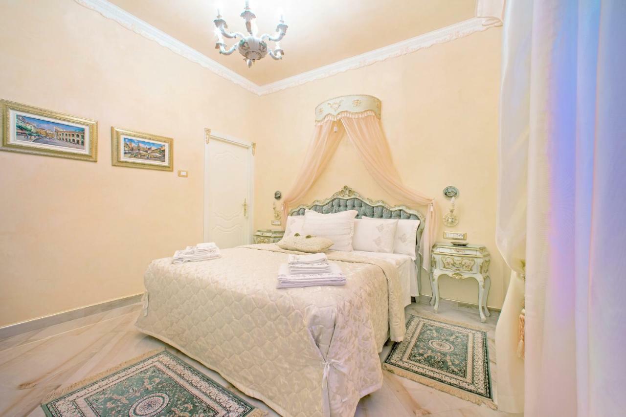 ורונה Fiore D'Arancio Luxury City Center Apartment מראה חיצוני תמונה
